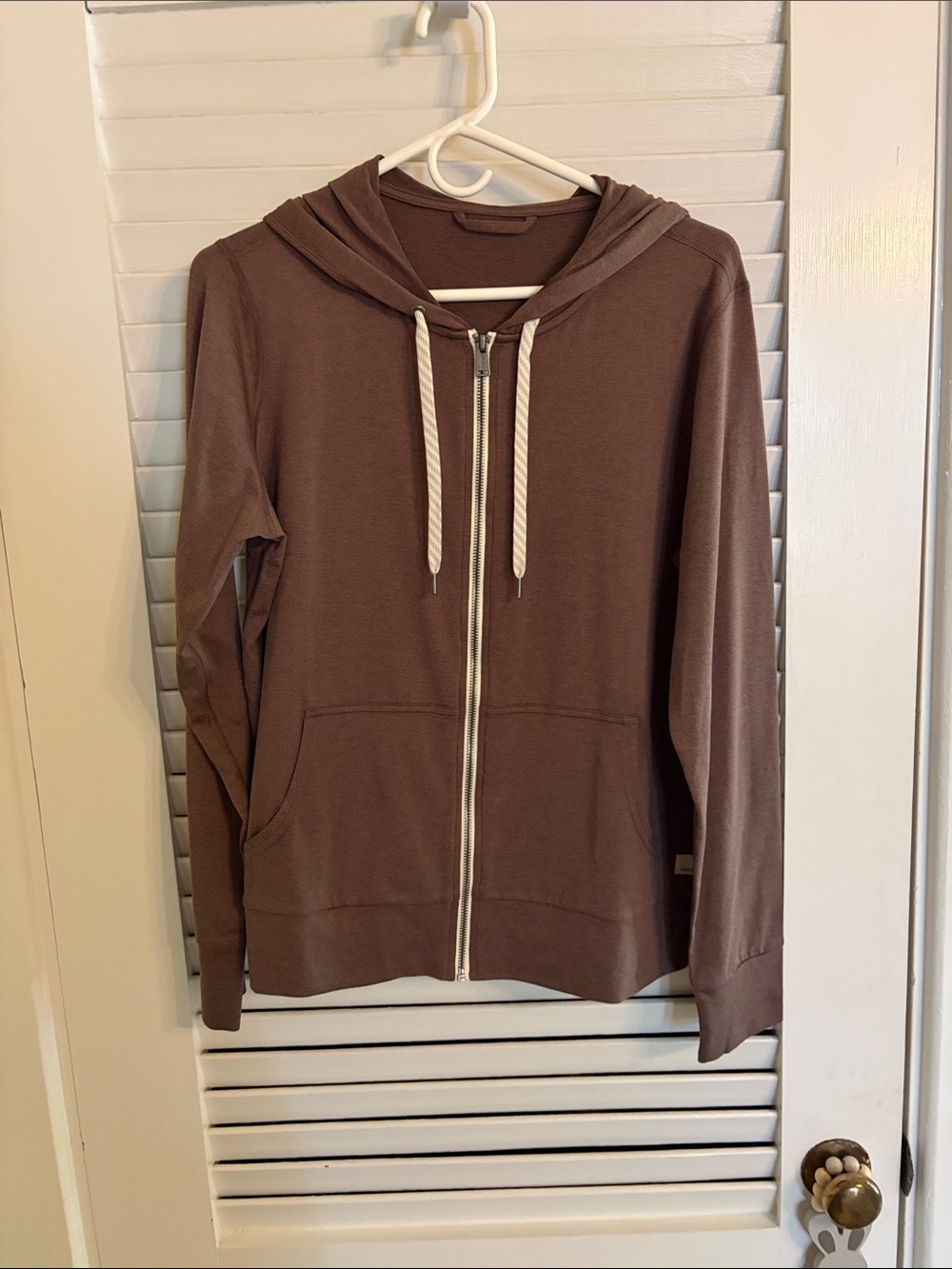 Vuori women’s Full zip performance hoodie